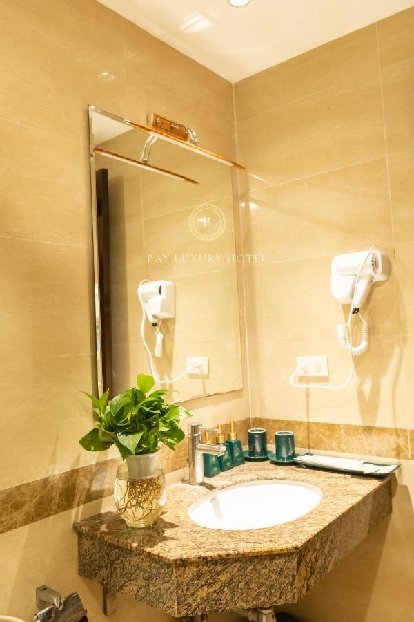 Hotel Bay Luxury & - 9 Nguyen Truong To