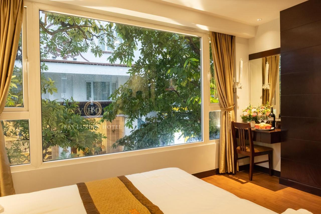 Bay Luxury & - 9 Nguyen Truong To Hanoï