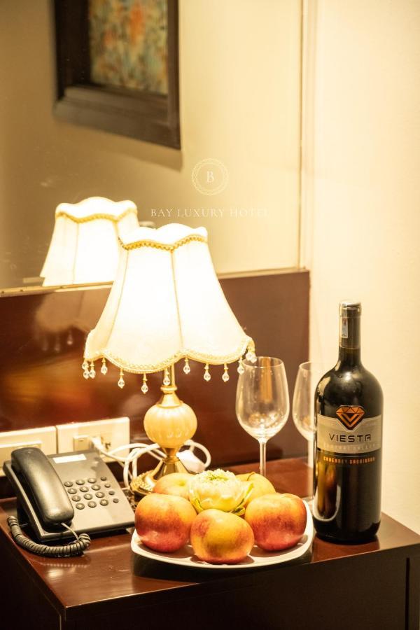 Bay Luxury & - 9 Nguyen Truong To 3* Hanoï